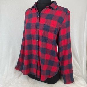 American Eagle Shirt Women’s Medium M Red Button Up Boyfriend Buffalo Plaid Soft